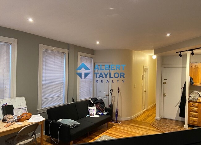 Photo - 82 Phillips St Unit 82