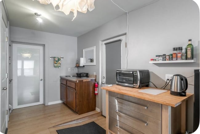 Photo - 1924 SE Harney St