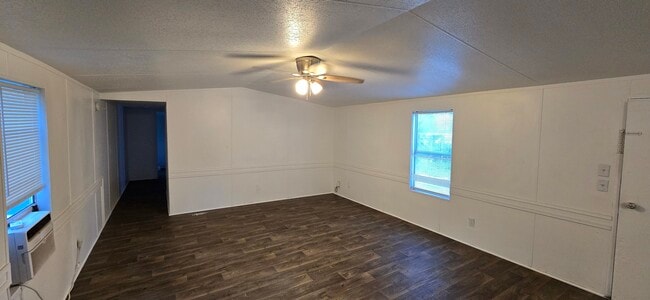 1104 Greenbelt Dr