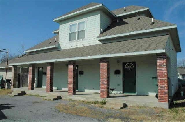 Building Photo - 2006 S Travis St Rental