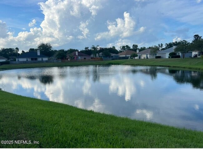 Photo - 1024 Ardmore St