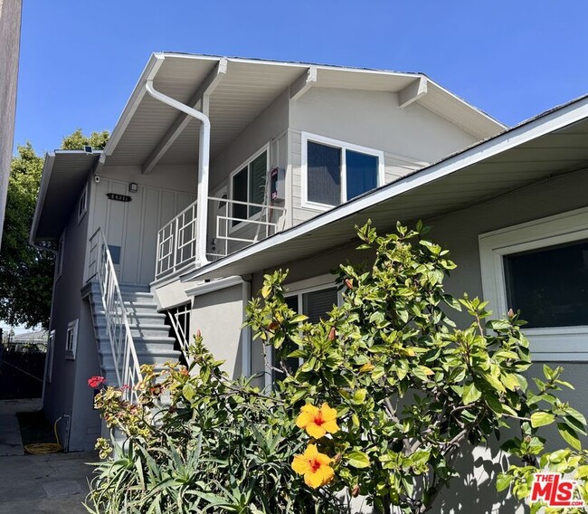 Photo - 4419 W Rosecrans Ave Apartment