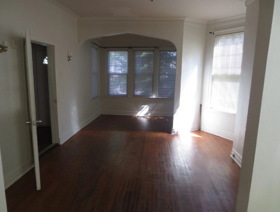 Building Photo - 1825 W Addison St Unit 1F Rental