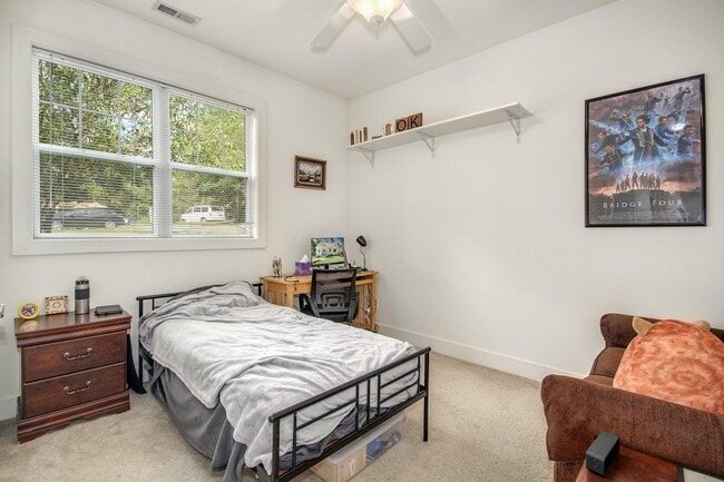 Photo - 511 Coolidge St