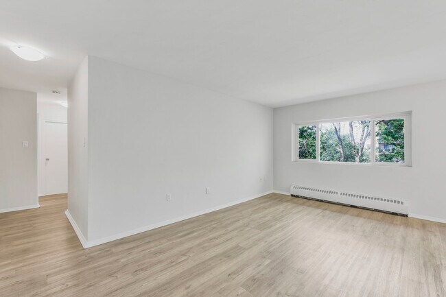 Photo - Huron Village