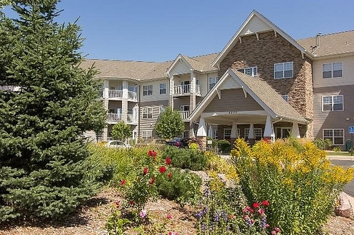 Photo - Applewood Pointe