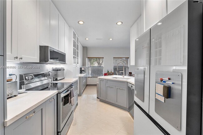 Photo - 1975 SE 14th St