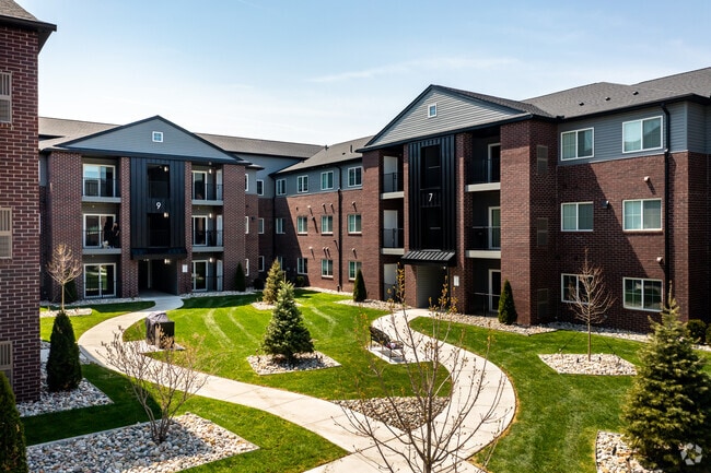 The Residence at Chesterfield Corners