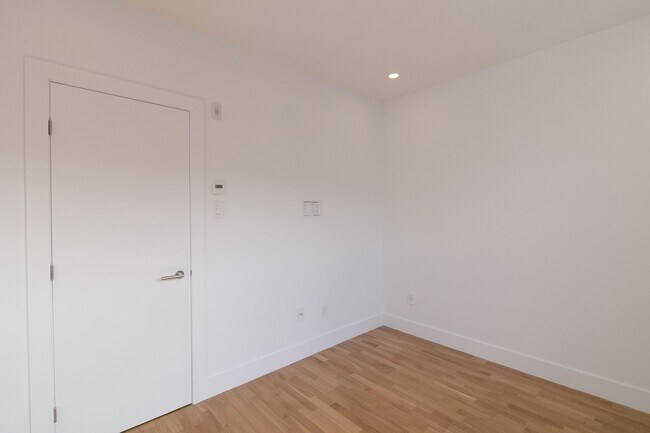 Photo - 3495 Av. Van Horne Unit 310