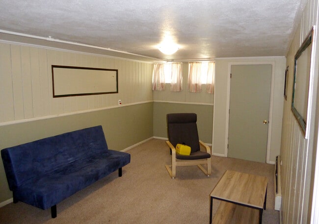 Photo - 1631 Remington St Unit B