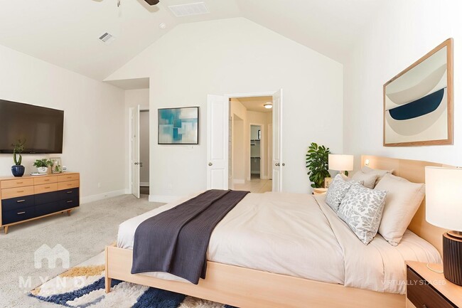 Photo - 30627 S Creek Way