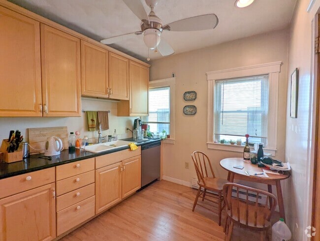 Building Photo - 292 Boston Unit 1 Rental