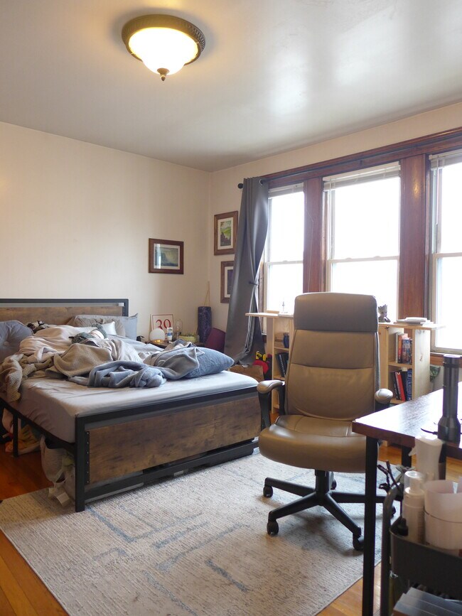 Photo - 821 Parker St Unit 2