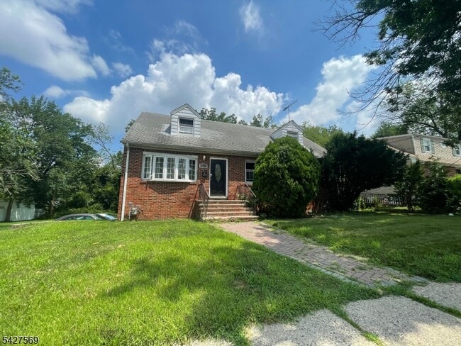 Building Photo - 1065 Sayre Rd S