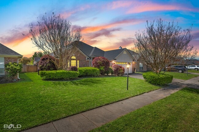 Photo - 6014 Jason St