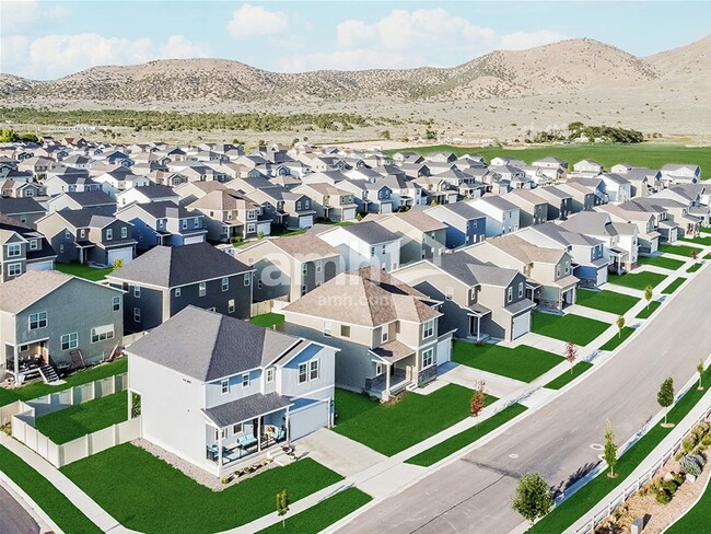 Photo - 2339 Frontier St