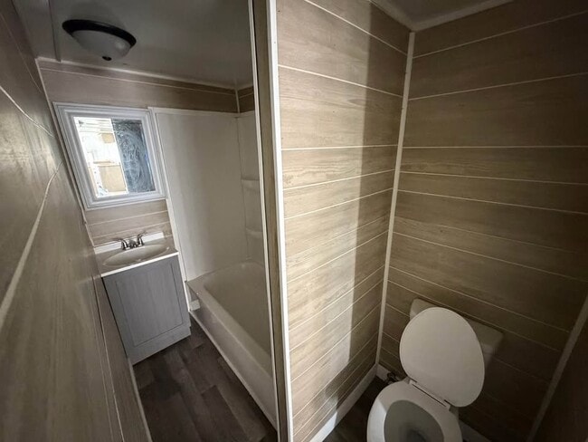 Photo - 2825 SE 14th St