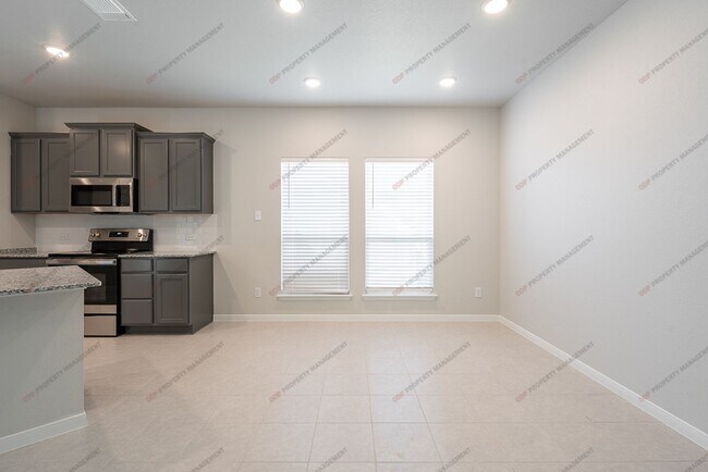 Photo - 1458 Shadow Hl Ln