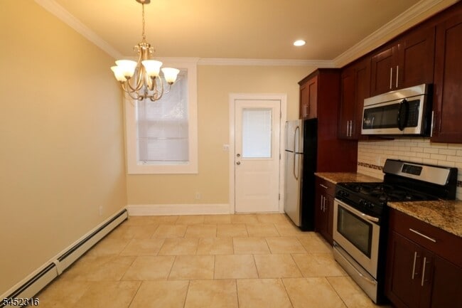 Photo - 93 Nichols St Unit R1
