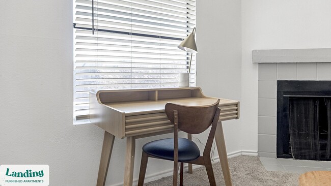 Photo - 1071 Clayton Ln Unidad M1403