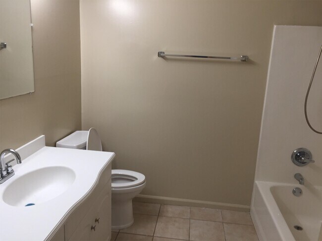 Photo - 486 Old Wheat St NE Unit Apt. B