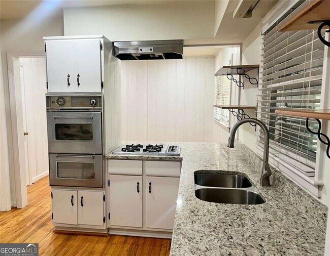 Photo - 2560 Wood Valley Dr