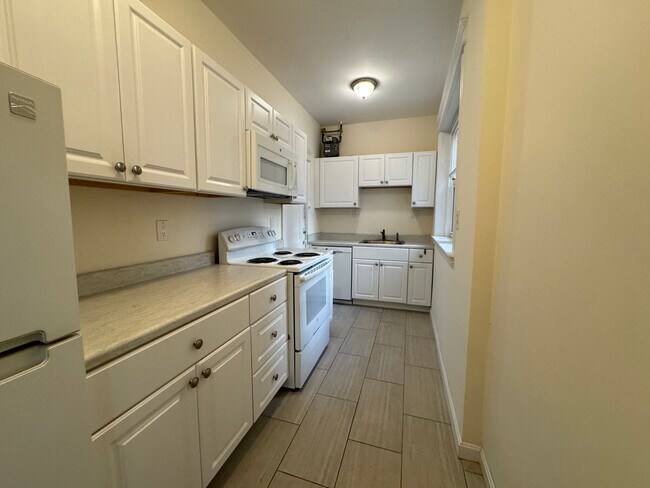 1637 Commonwealth Ave., #2 - 1637 Commonwealth Ave Unit 2