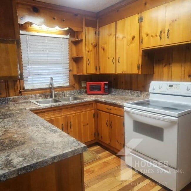 Photo - 813 Fox Squirrel Ridge Rd