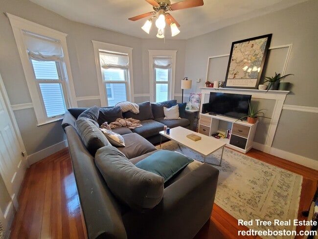 Photo - 121 Lowell St Unit 2