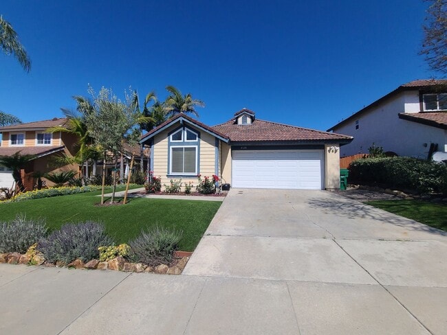 Photo - 2 bed 2 bath single family residence. AVAILABLE 5/16