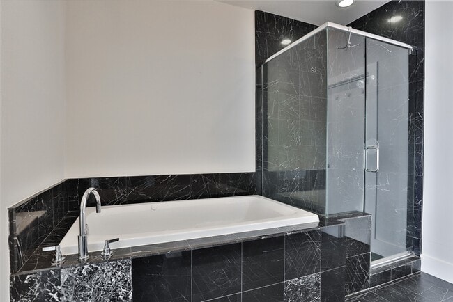 Building Photo - 4706 Austin St