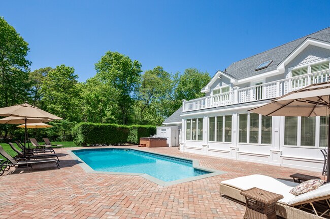 Photo - 320 Millstone Brook Rd