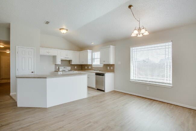 9708 Avenue U - B