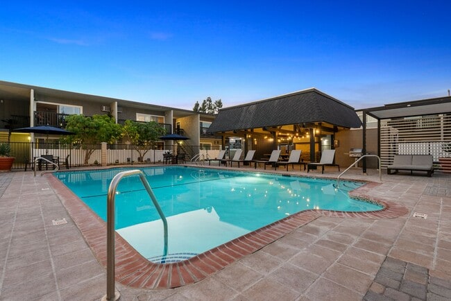 Summer Crest Apartments