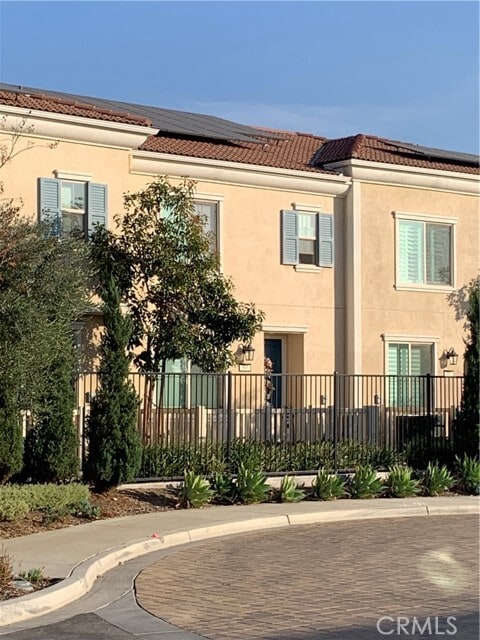 Photo - 985 W Clover Ave.