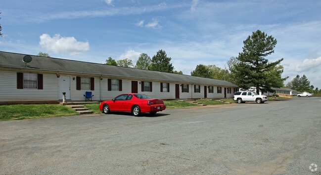 Forest Oaks and Forest Lane Apartments