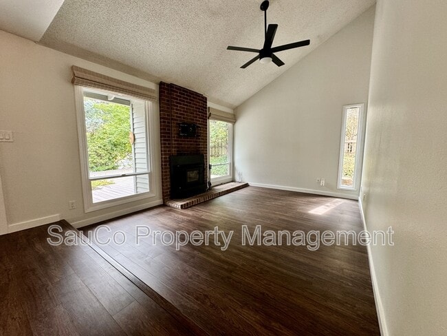 Photo - 6155 SW Heights Ln