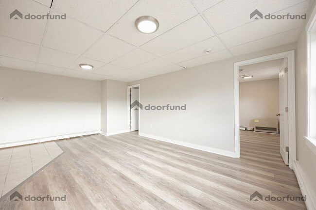 Photo - 4 Balloon Landing