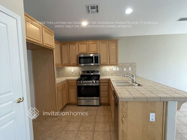 Photo - 395 Atlantic Dr