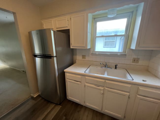 Photo - 1318 S Olive St