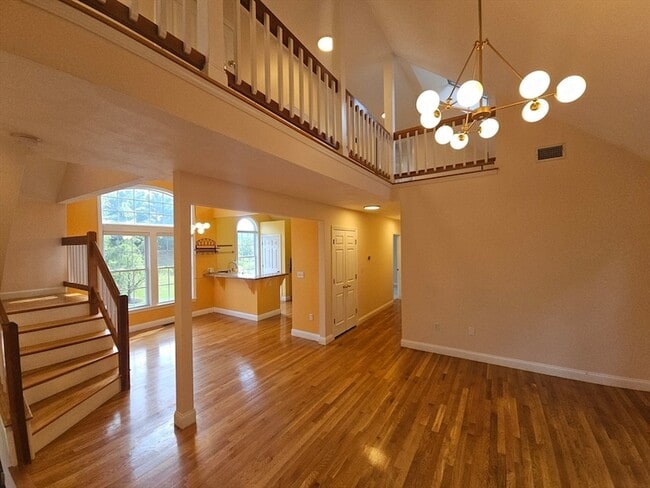 Photo - 202 Falls Blvd