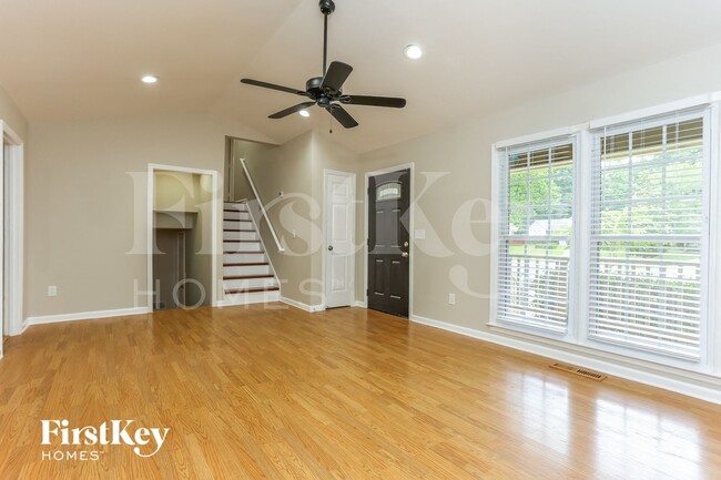 Photo - 5395 Telford Ct