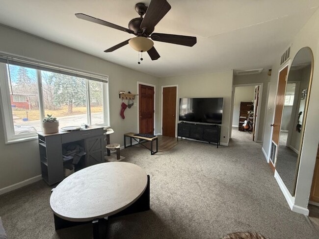 Building Photo - Easy Living in this 2 Bed / 1 Bath Apartment, 1 Block to Ore Cart & RTD.