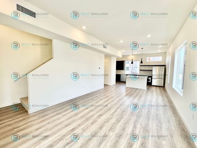 Photo - Modern 2 Bedroom 2Bath Townhome with Dual Patios & Designer Finishes near Truckee River
