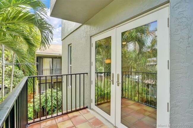 Photo - 2940 Shipping Ave