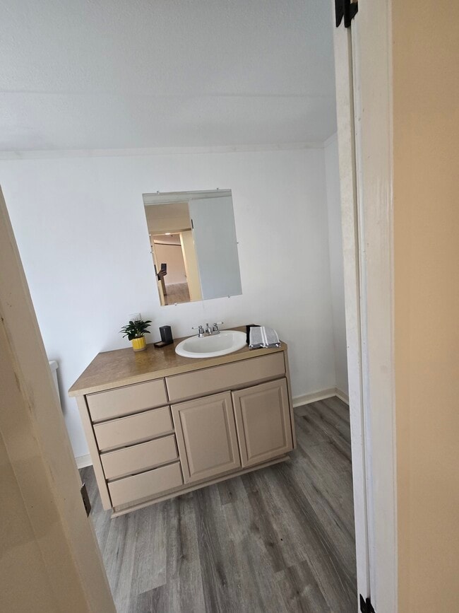 Photo - 960 N Rock Crusher Rd