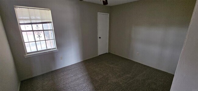 Photo - Spacious 4 Bed/2 Bath Single Family Home in Montgomery, AL - $1650/mo