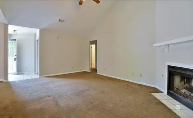 Photo - 3 Bedroom 2 Bath- back yard covered patio