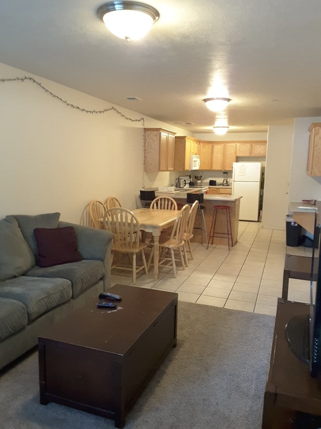 Photo - 1969 N Canyon Rd