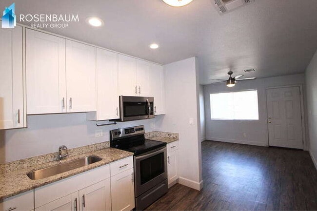 Photo - 550 W 9th St Unit 1